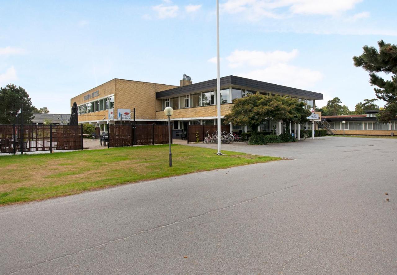 Hotel/ Apartments Marina Grenå Exteriör bild