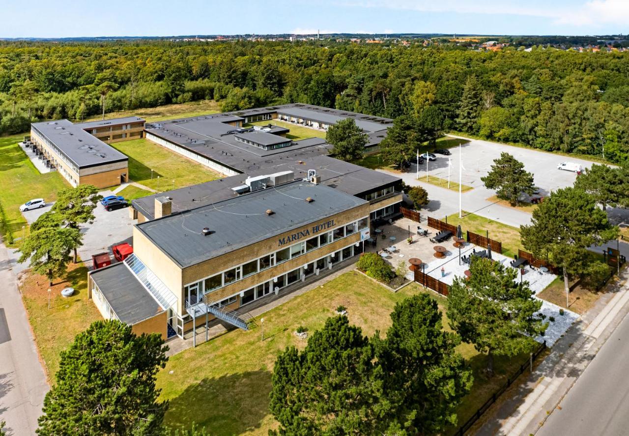 Hotel/ Apartments Marina Grenå Exteriör bild